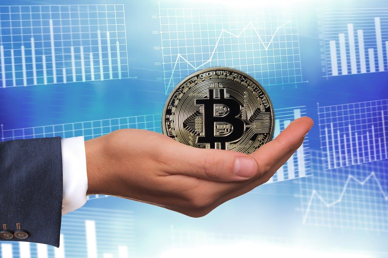 Giá Bitcoin còn có thể tăng mạnh hơn sau khi đã giành lại được mốc 9.000 USD 