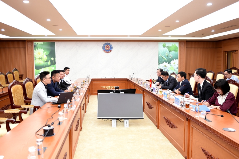 Bộ trưởng Nguyễn Văn Thắng gặp gỡ ông Ben Zhou. Nguồn: Báo điện tử Chính phủ Việt Nam